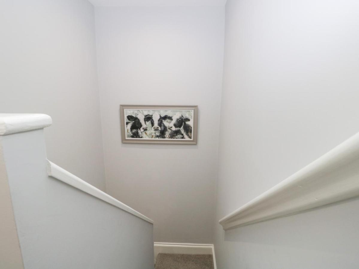 Oxen Park Farm Cottage อัลเวอร์สตัน ภายนอก รูปภาพ