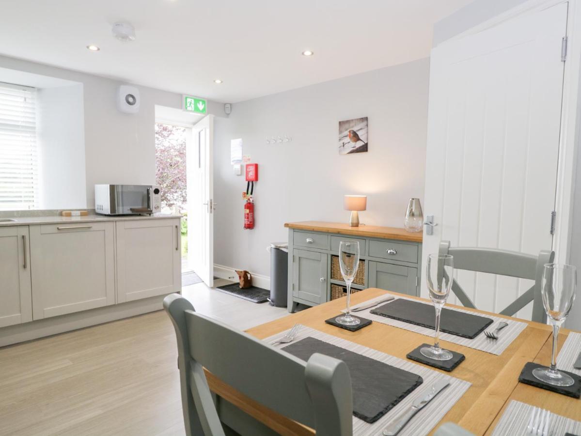 Oxen Park Farm Cottage อัลเวอร์สตัน ภายนอก รูปภาพ